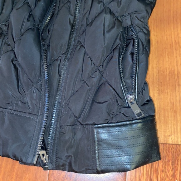 🎉HP🎉Marc NY Performance Quilted Puffer Vest Faux Leather Trim women’s Small - Picture 4 of 14